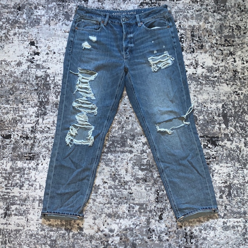 BRAND NEW AMERICAN EAGLE JEANS